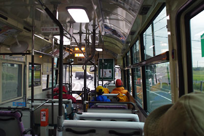 滋賀県北西・JR高島駅と武奈ヶ岳登山の始点「畑集落」を繋ぐ江若バスの車内