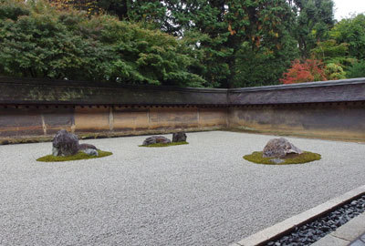 第51回京都非公開文化財特別公開で訪れた、竜安寺の方丈石庭「虎の子渡し」